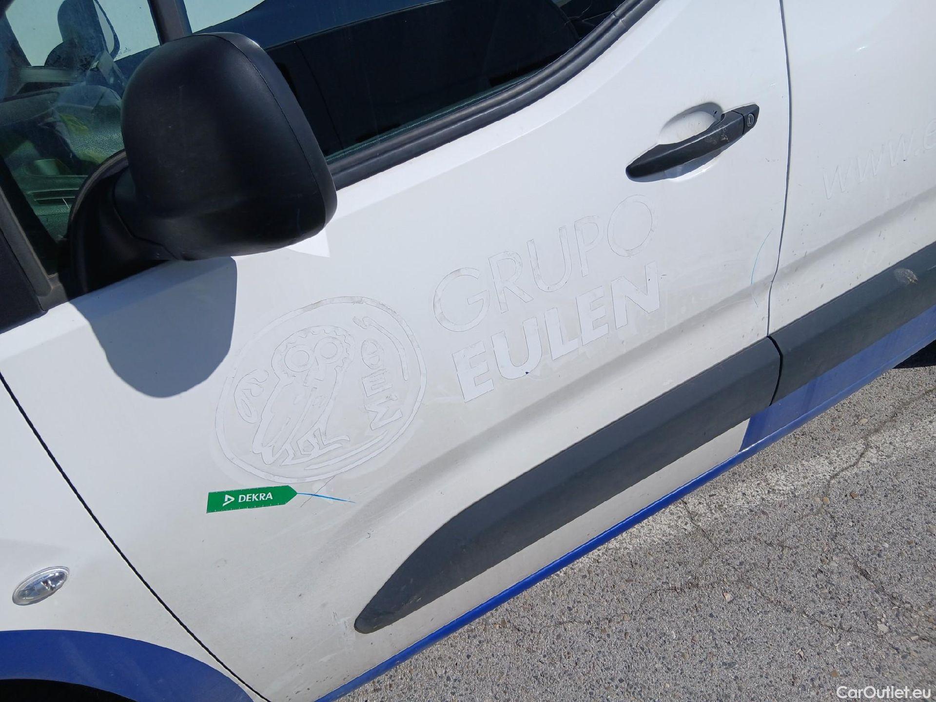  Citroen  Berlingo CITROEN  / 2018 / 3P / furgón derivado de turismo Talla M BlueHDi 100 CONTROL #8