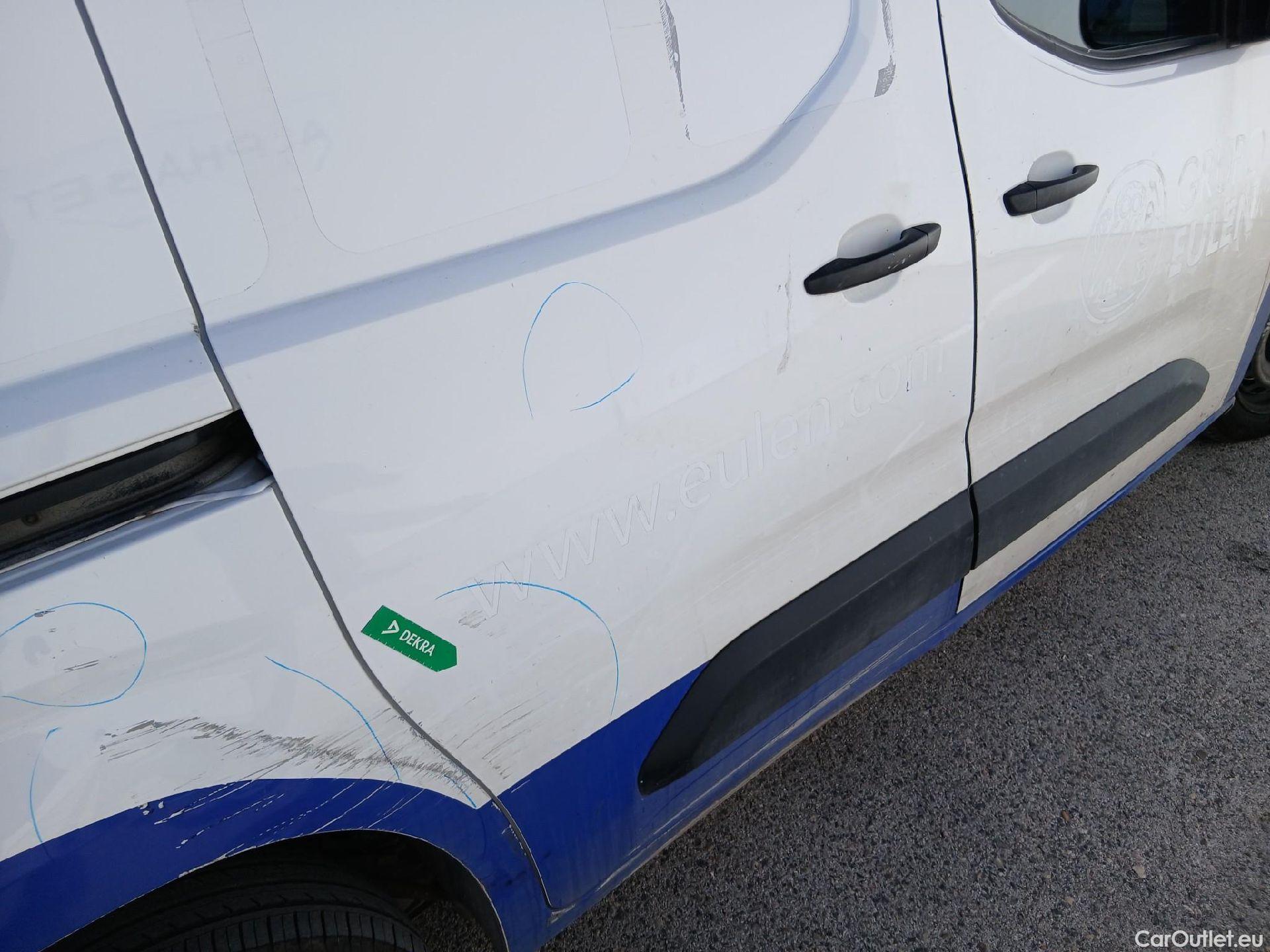  Citroen  Berlingo CITROEN  / 2018 / 3P / furgón derivado de turismo Talla M BlueHDi 100 CONTROL #31