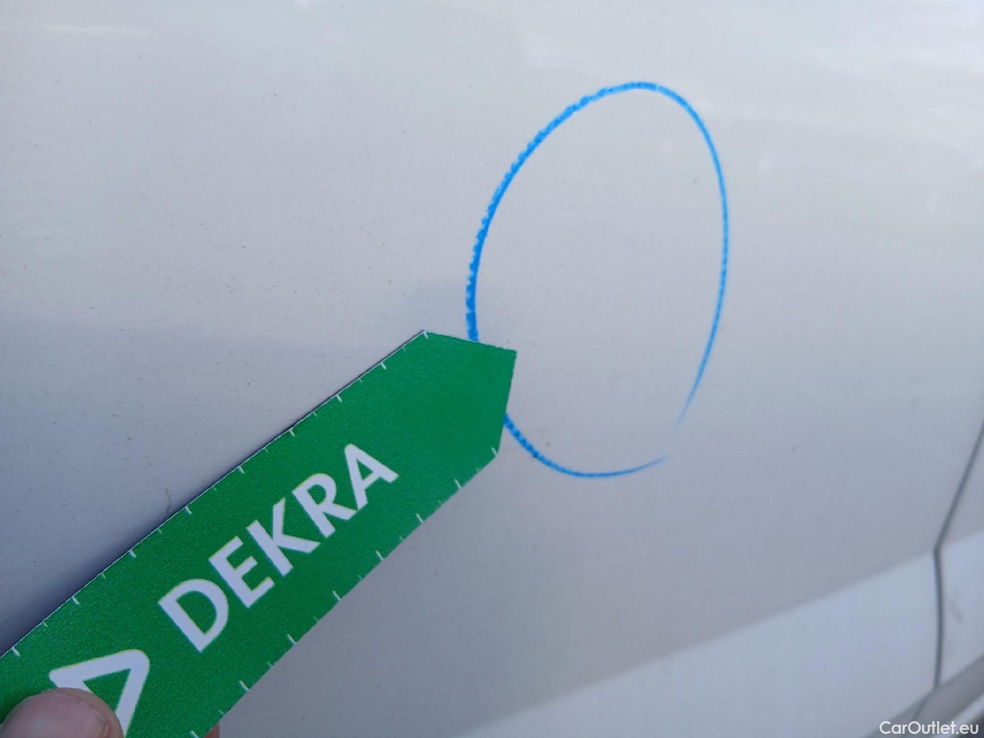  Volkswagen  Polo VOLKSWAGEN  / 2021 / 5P / berlina con portón Life 1.0 TSI 70kW (95CV) #52