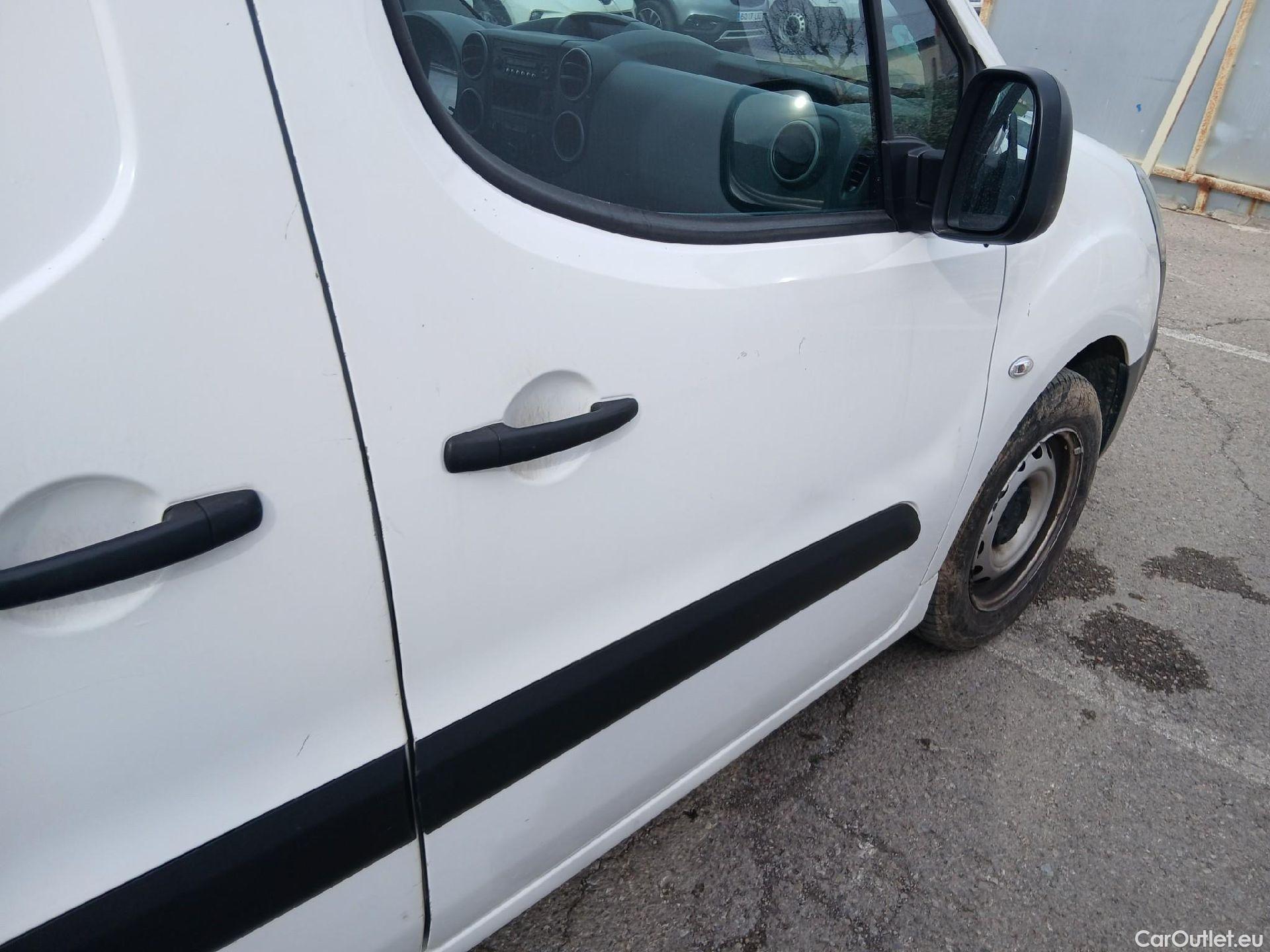  Citroen  Berlingo CITROEN  / 2015 / 3P / furgón derivado de turismo BlueHDi 74KW (100CV) #20