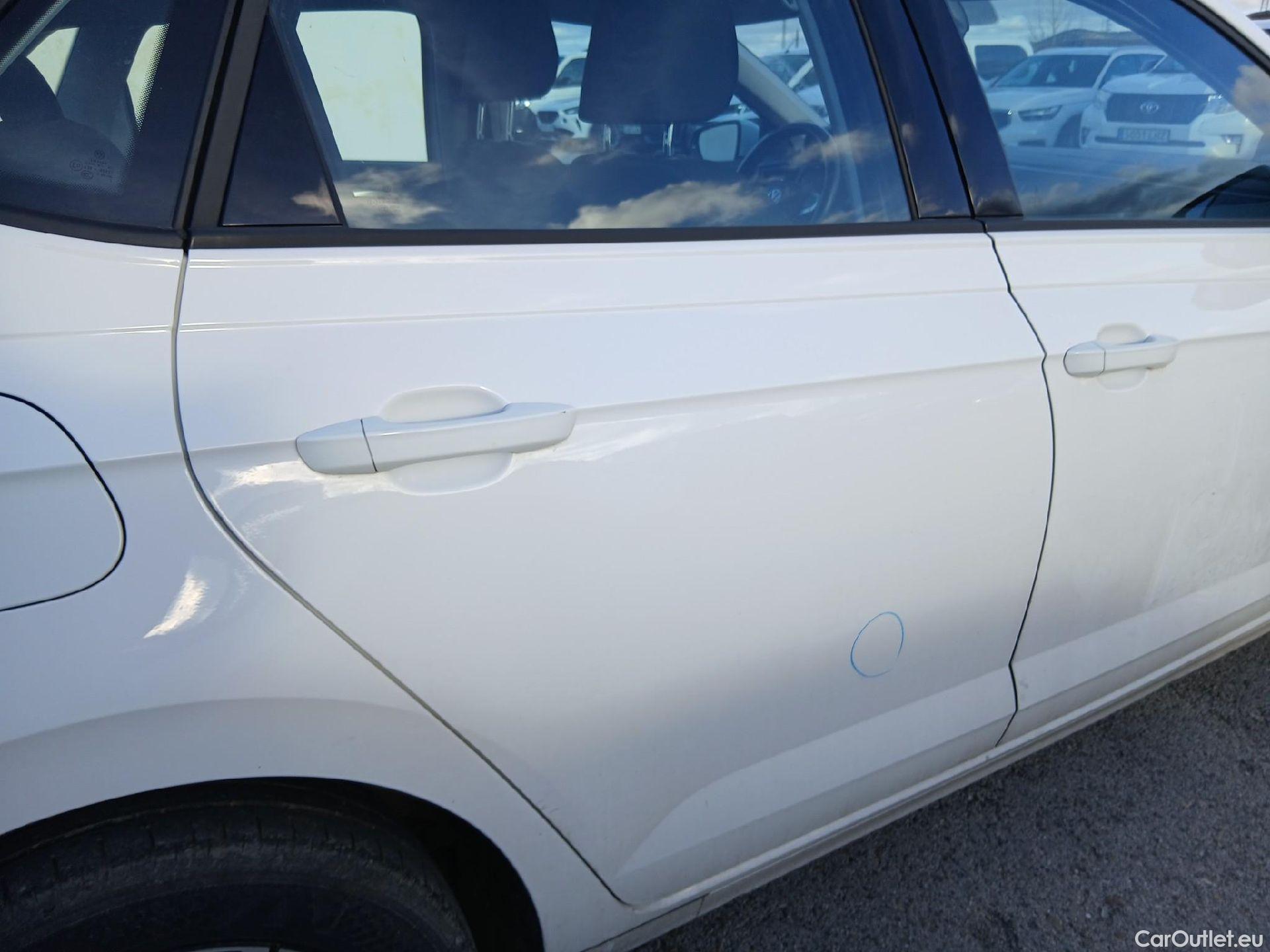  Volkswagen  Polo VOLKSWAGEN  / 2021 / 5P / berlina con portón Life 1.0 TSI 70kW (95CV) #51