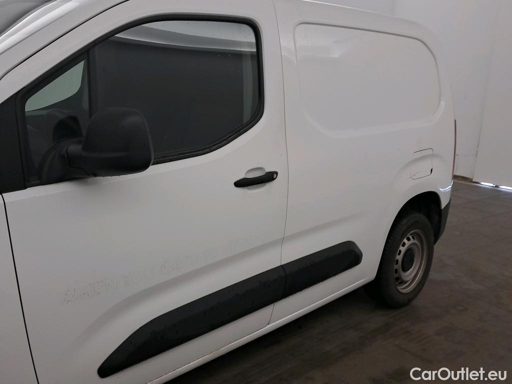  Citroen  Berlingo CITROEN  / 2018 / 3P / furgón derivado de turismo Talla M BlueHDi 100 CONTROL #35