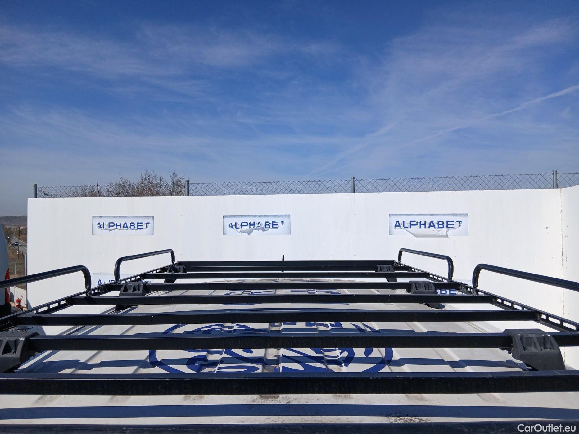  Citroen  Berlingo CITROEN  / 2018 / 3P / furgón derivado de turismo Talla M BlueHDi 100 CONTROL #25