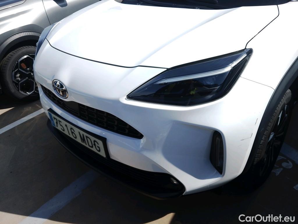  Toyota  Yaris Cross TOYOTA  / 2021 / 5P / todoterreno 1.5 120H Active Tech #14