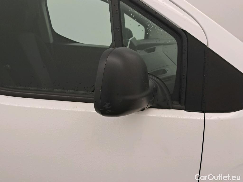  Citroen  Berlingo CITROEN  / 2018 / 3P / furgón derivado de turismo Talla M BlueHDi 100 CONTROL #84