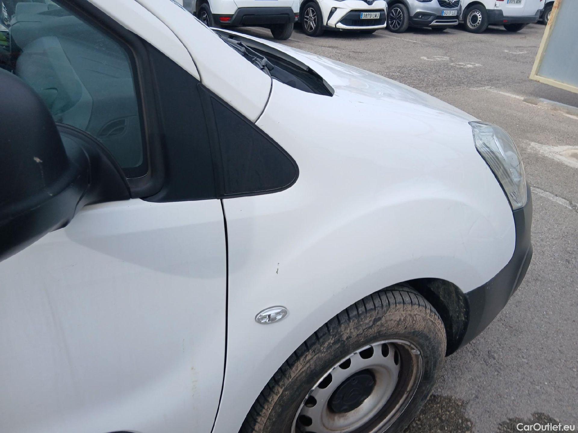  Citroen  Berlingo CITROEN  / 2015 / 3P / furgón derivado de turismo BlueHDi 74KW (100CV) #22