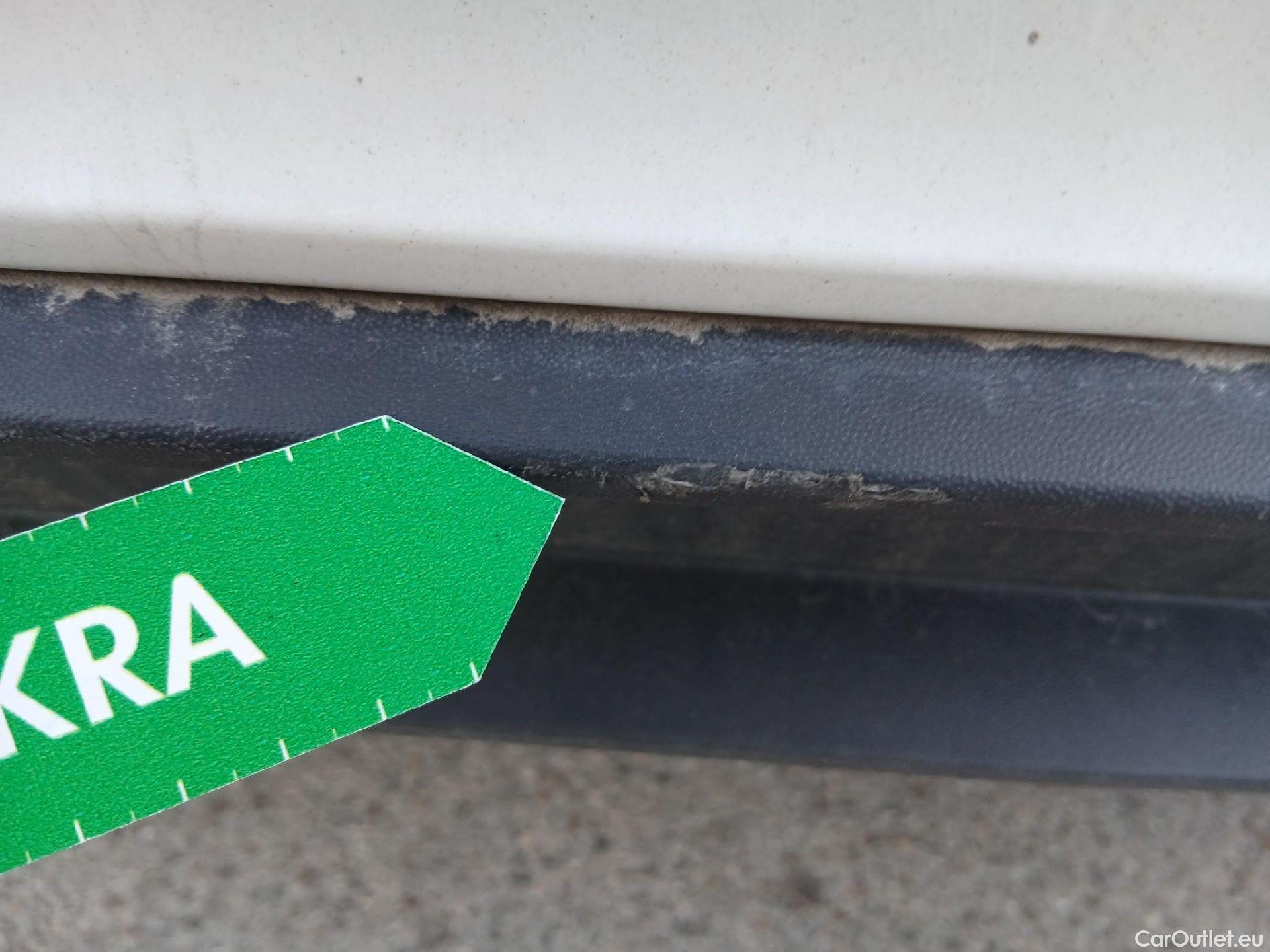  Volkswagen  Polo VOLKSWAGEN  / 2021 / 5P / berlina con portón Life 1.0 TSI 70kW (95CV) #37