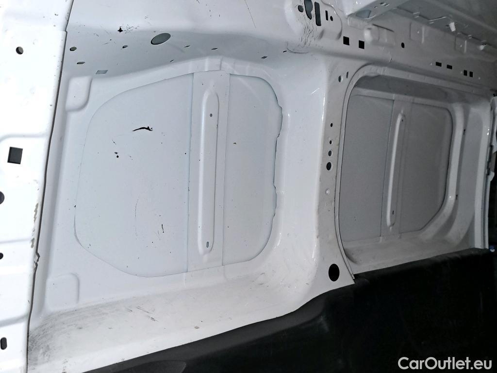  Citroen  Berlingo CITROEN  / 2018 / 3P / furgón derivado de turismo Talla M BlueHDi 100 CONTROL #73