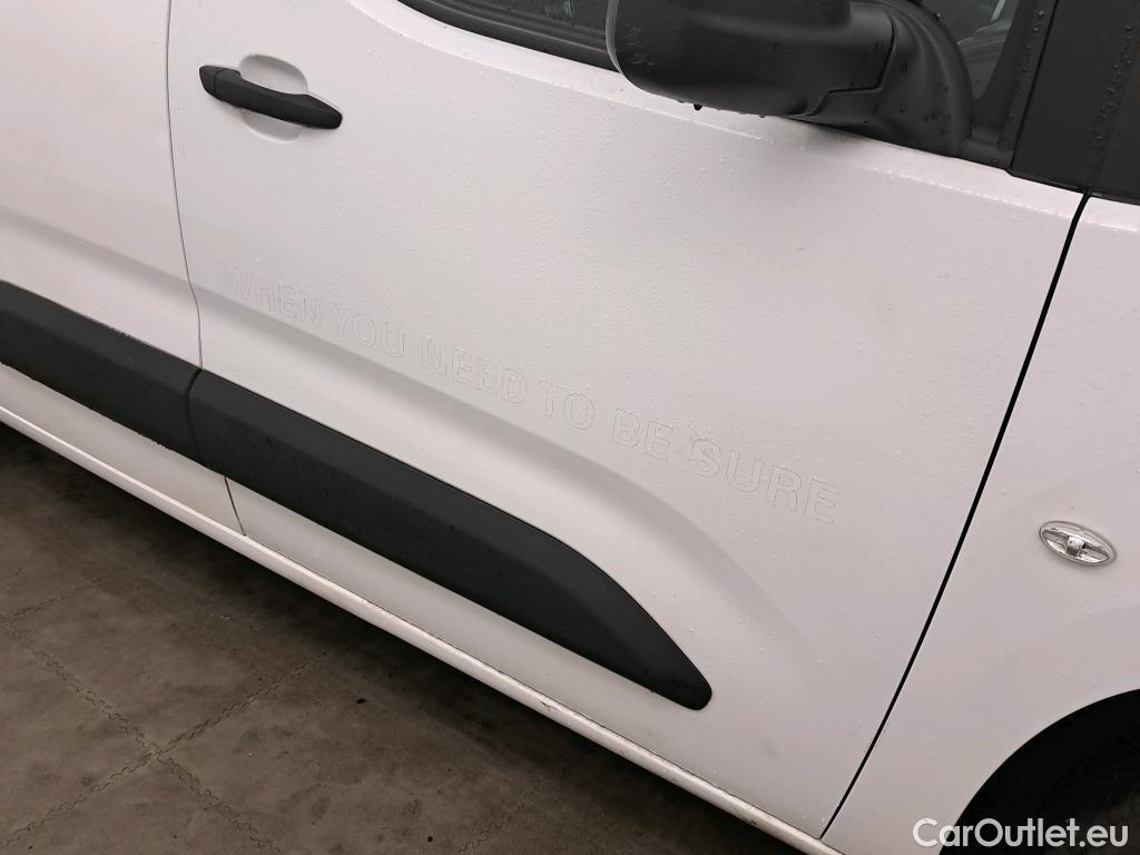  Citroen  Berlingo CITROEN  / 2018 / 3P / furgón derivado de turismo Talla M BlueHDi 100 CONTROL #39