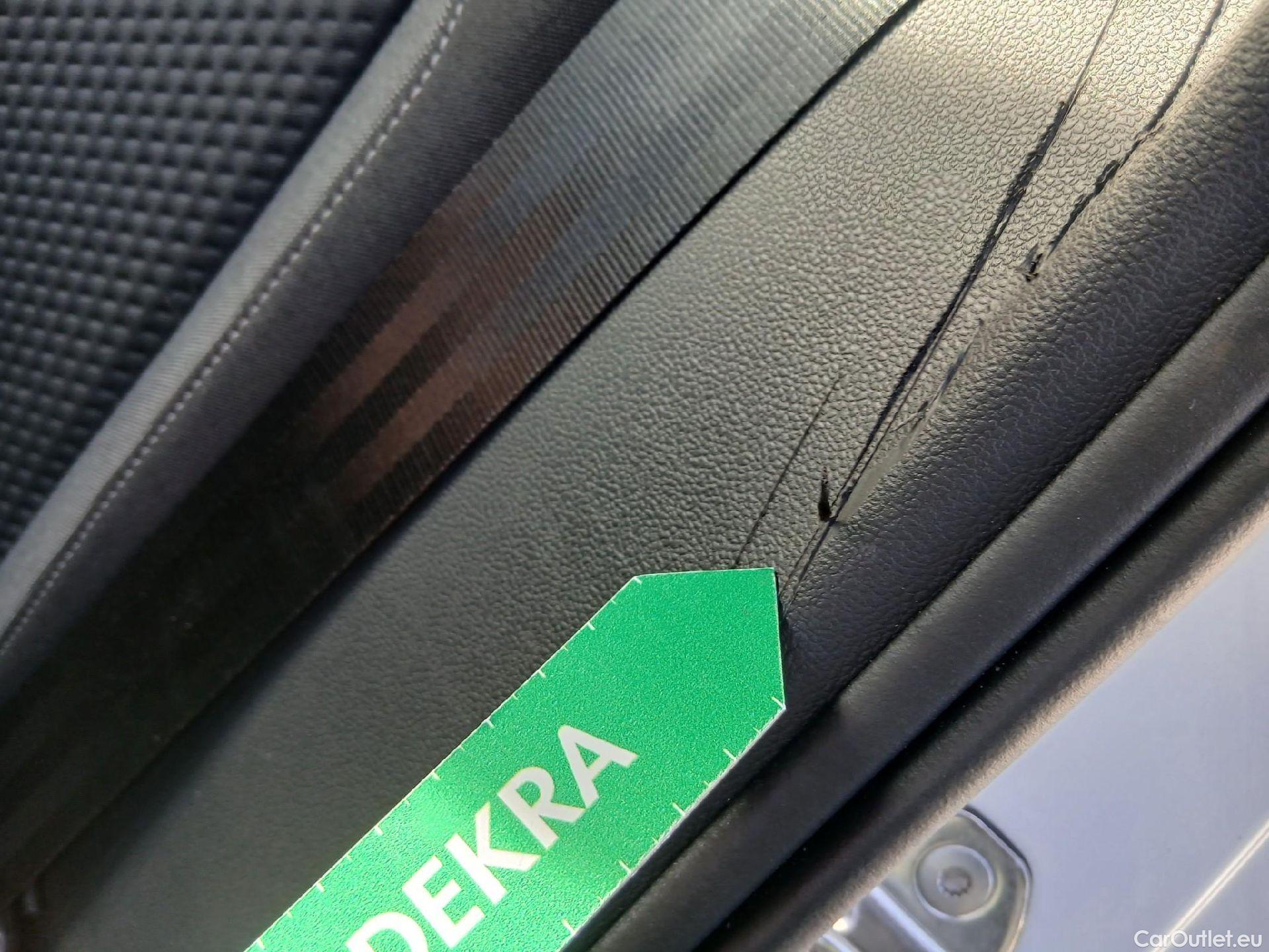  Volkswagen  Polo VOLKSWAGEN  / 2021 / 5P / berlina con portón Life 1.0 TSI 70kW (95CV) #29