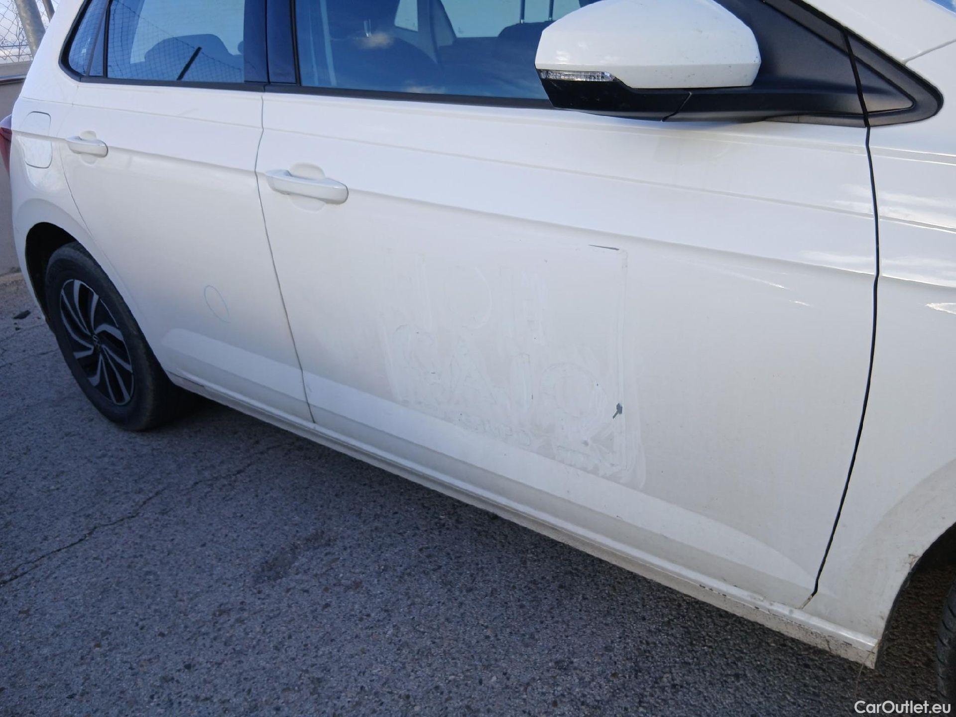  Volkswagen  Polo VOLKSWAGEN  / 2021 / 5P / berlina con portón Life 1.0 TSI 70kW (95CV) #54