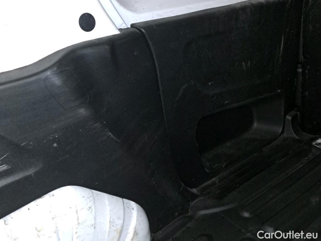  Citroen  Berlingo CITROEN  / 2018 / 3P / furgón derivado de turismo Talla M BlueHDi 100 CONTROL #76