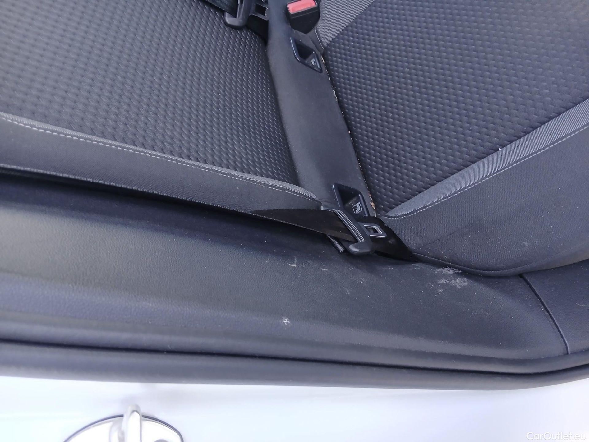  Volkswagen  Polo VOLKSWAGEN  / 2021 / 5P / berlina con portón Life 1.0 TSI 70kW (95CV) #61