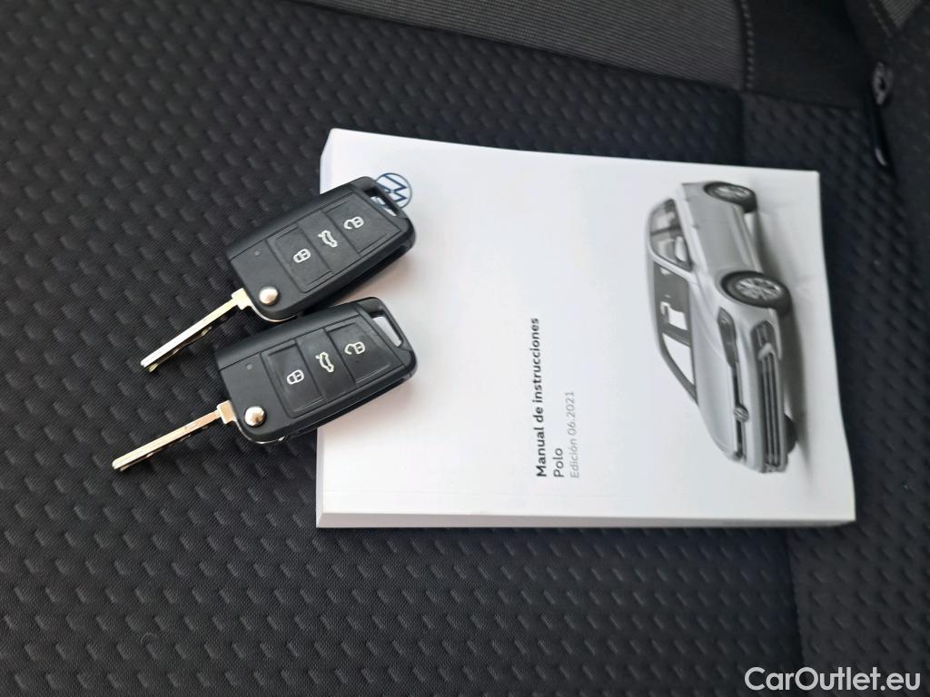  Volkswagen  Polo VOLKSWAGEN  / 2021 / 5P / berlina con portón Life 1.0 TSI 70kW (95CV) #18
