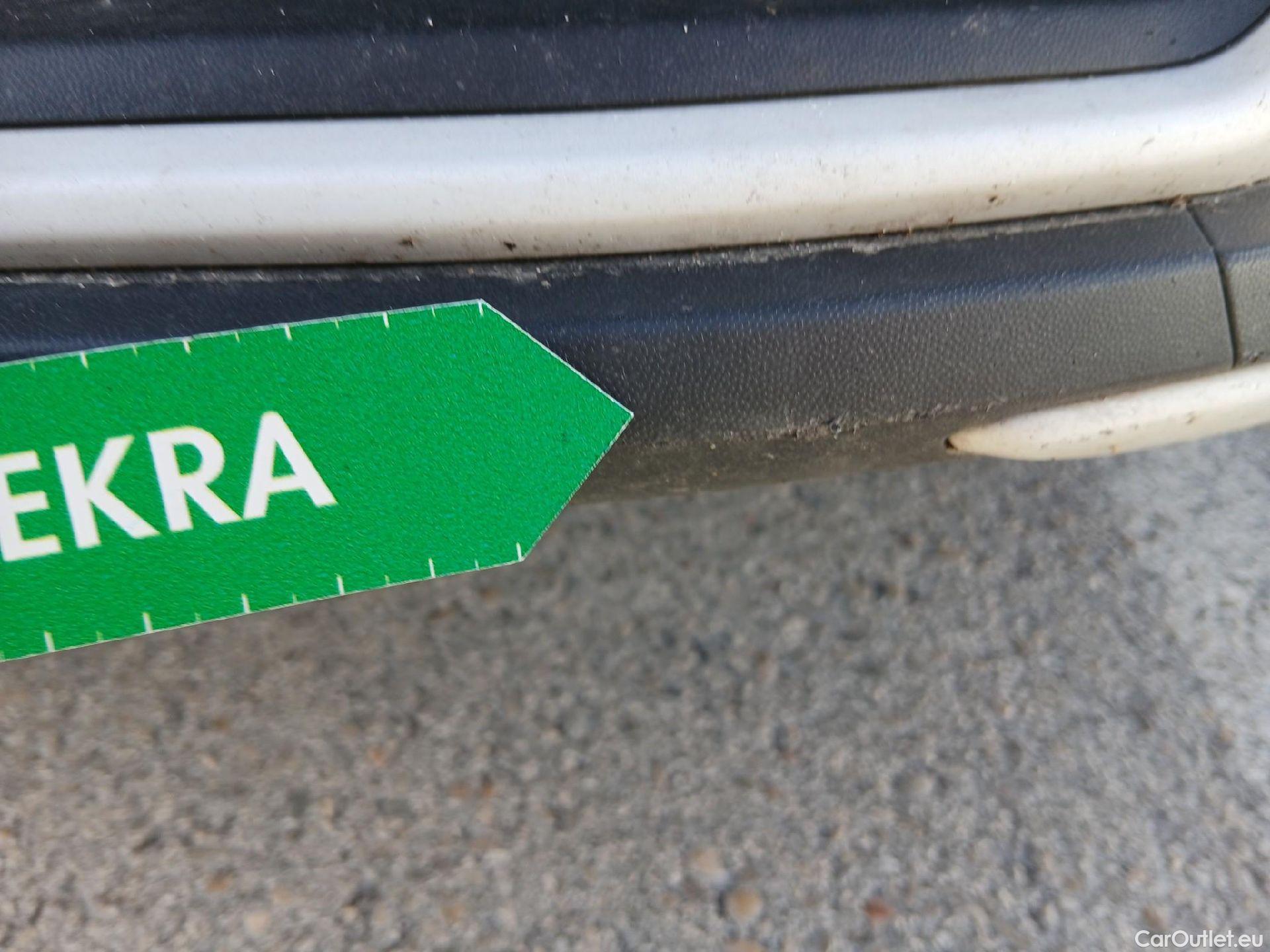  Volkswagen  Polo VOLKSWAGEN  / 2021 / 5P / berlina con portón Life 1.0 TSI 70kW (95CV) #13