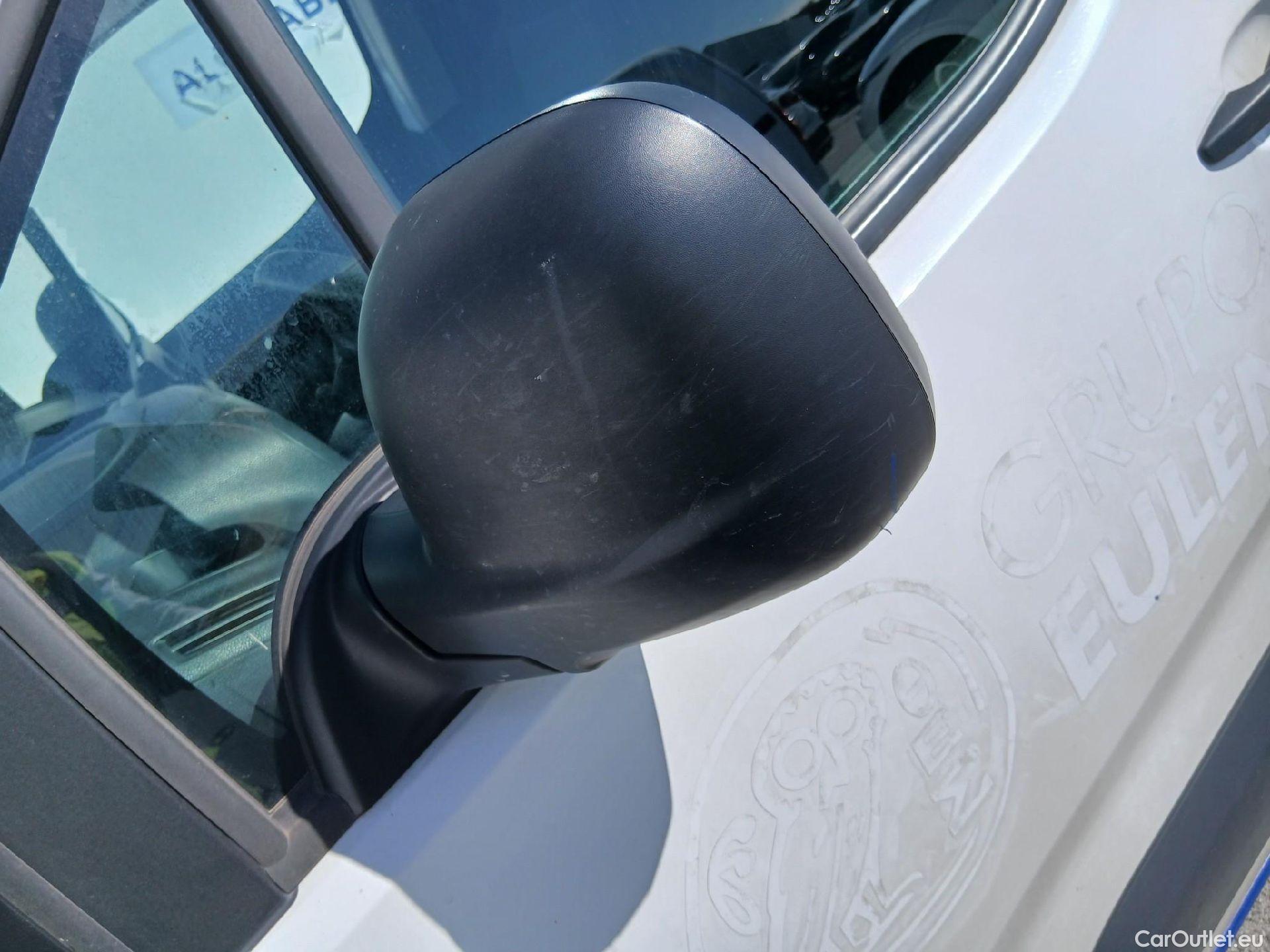  Citroen  Berlingo CITROEN  / 2018 / 3P / furgón derivado de turismo Talla M BlueHDi 100 CONTROL #6