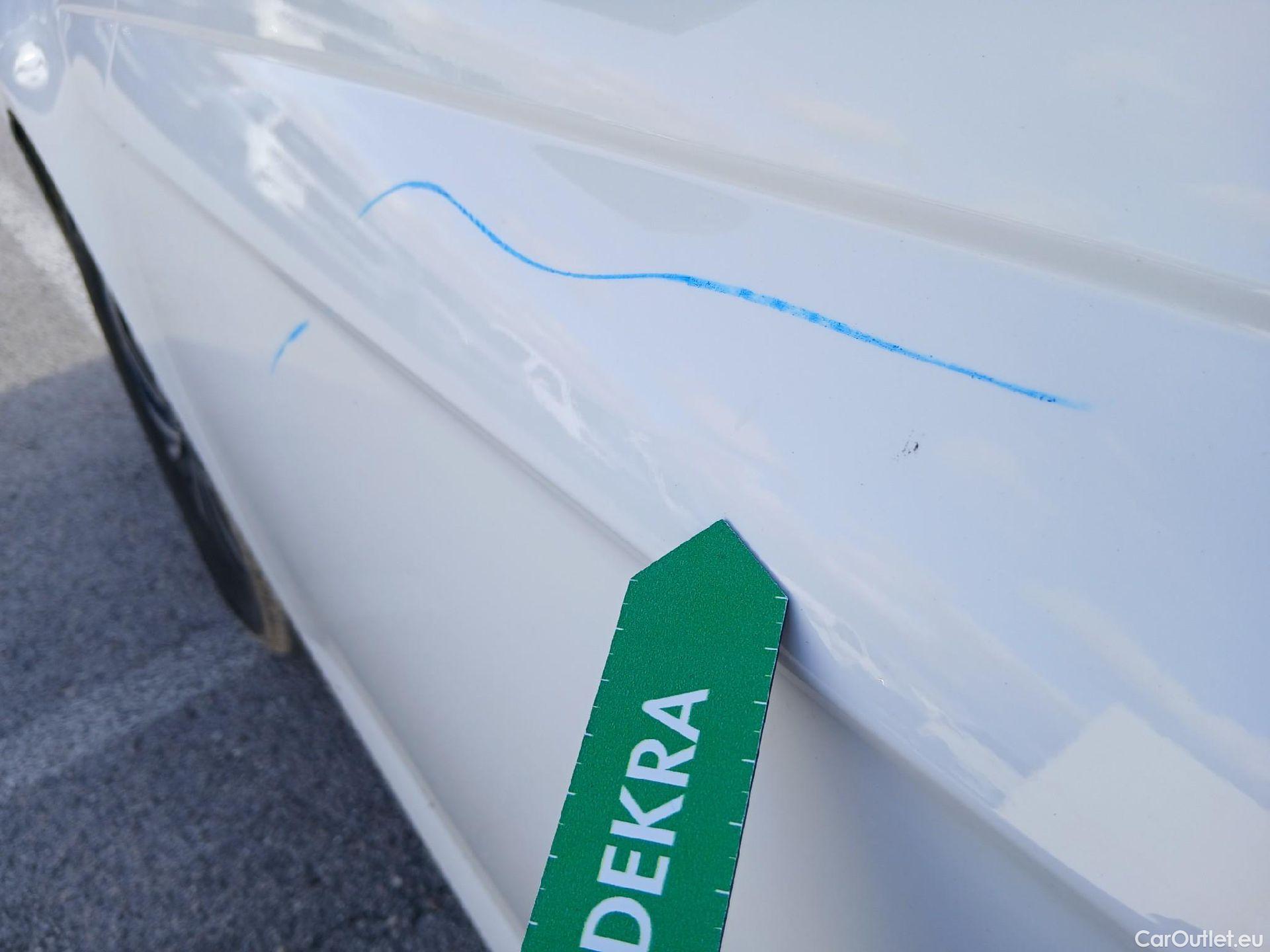  Volkswagen  Polo VOLKSWAGEN  / 2021 / 5P / berlina con portón Life 1.0 TSI 70kW (95CV) #18