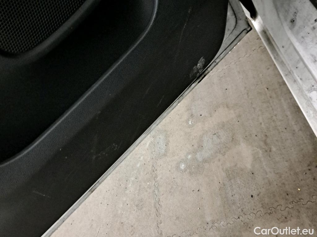  Citroen  Berlingo CITROEN  / 2018 / 3P / furgón derivado de turismo Talla M BlueHDi 100 CONTROL #45