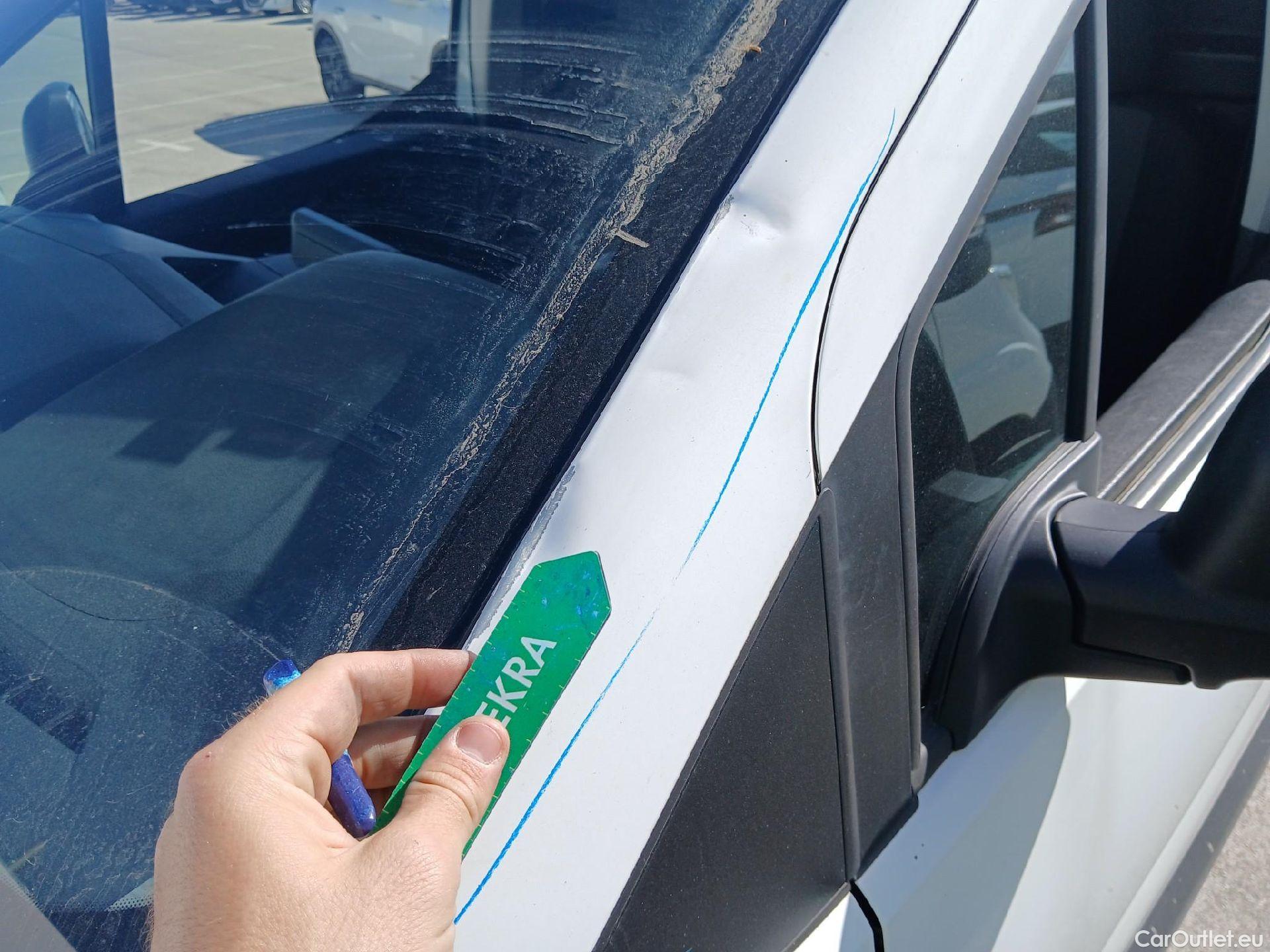  Peugeot  Partner PEUGEOT  / 2018 / 3P / furgón derivado de turismo Pro Standard 600kg BlueHDi 73kW (AC) #21