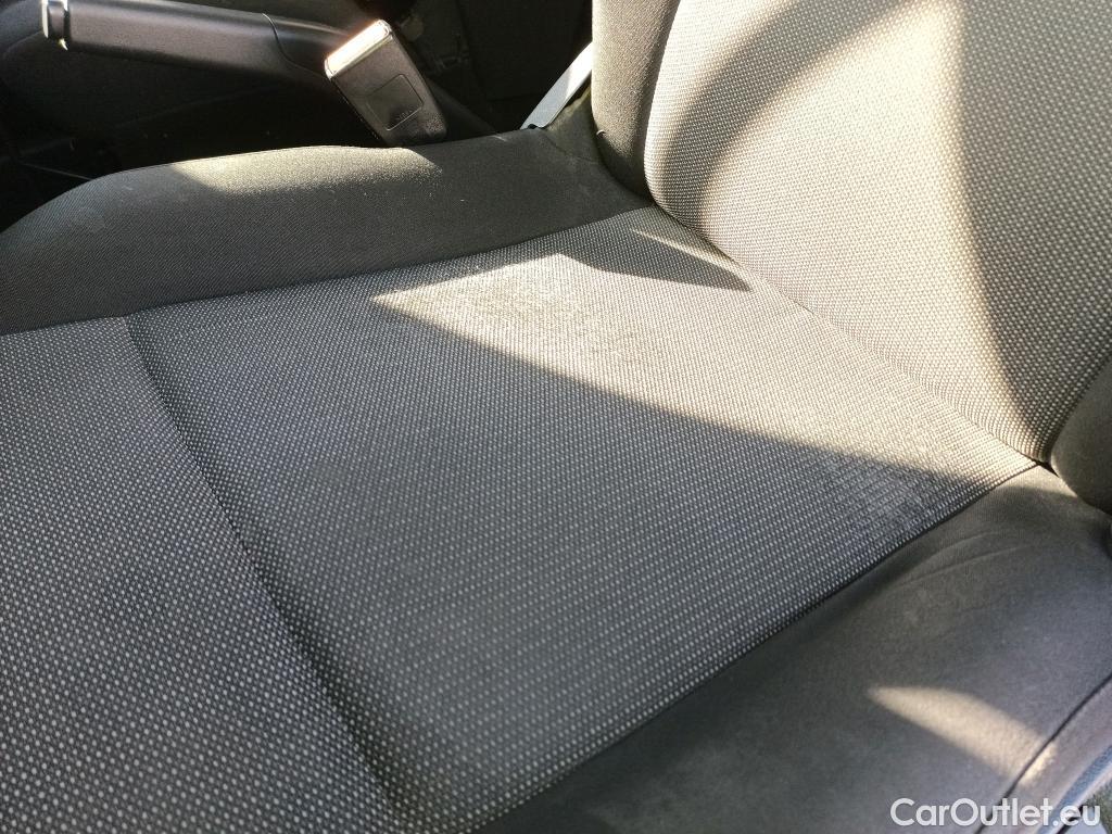  Citroen  Berlingo CITROEN  / 2015 / 4P / combi Talla M BlueHDi 100 S&S LIVE (IND) #28