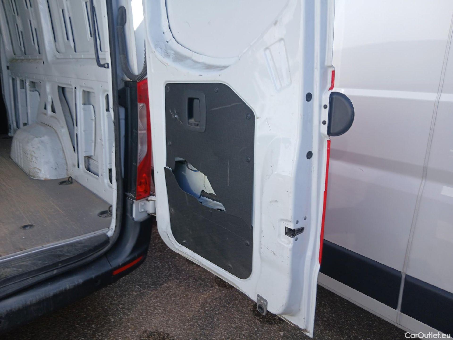  Mercedes  Sprinter MERCEDES-BENZ  / 2018 / 4P / furgón 316 CDI LARGO L 3.5T T.ALTO #8