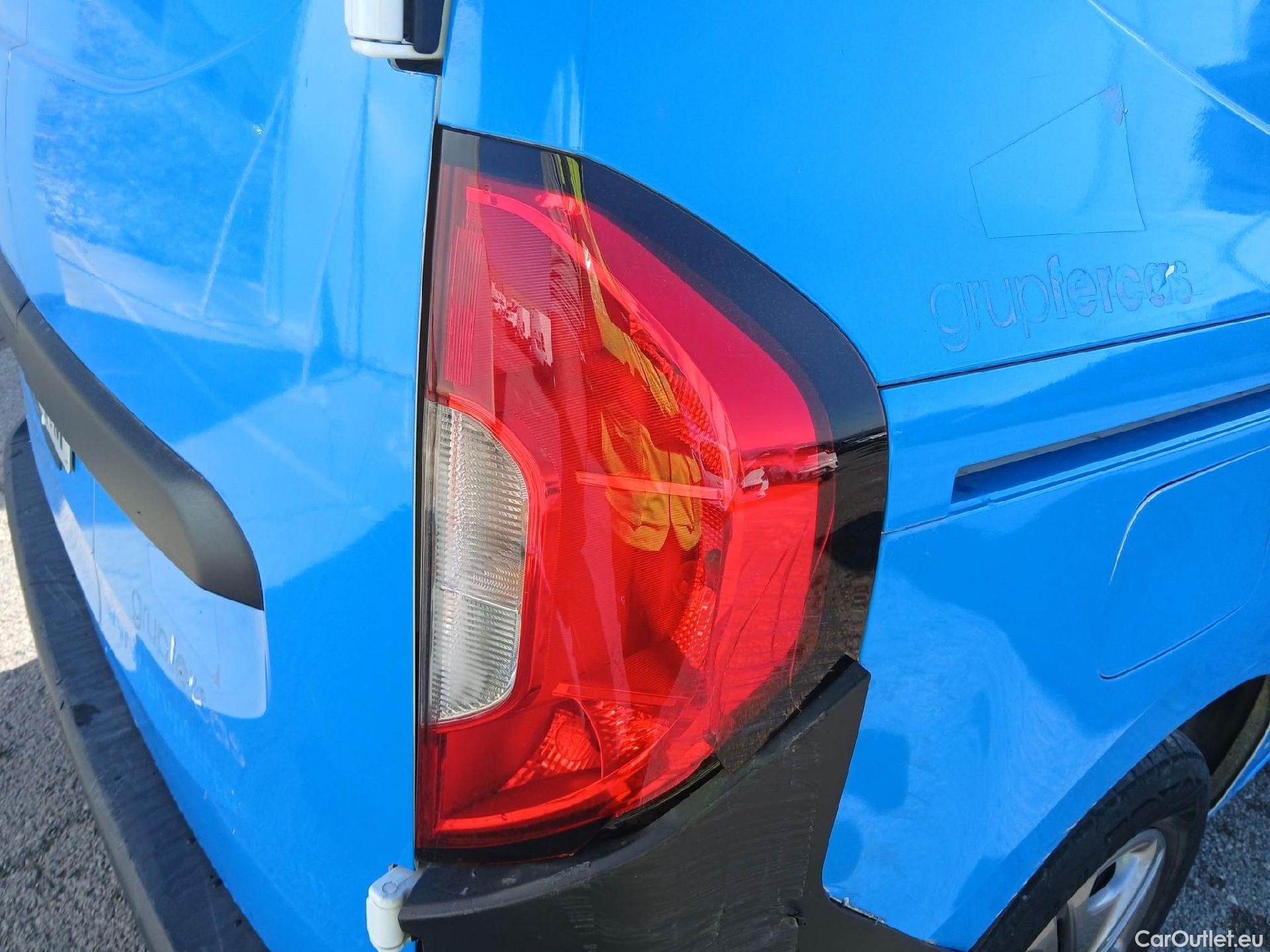  Mercedes  Citan MERCEDES-BENZ  / 2021 / 4P / furgón derivado de turismo 110 CDI 70kW Furgón Base Largo #25