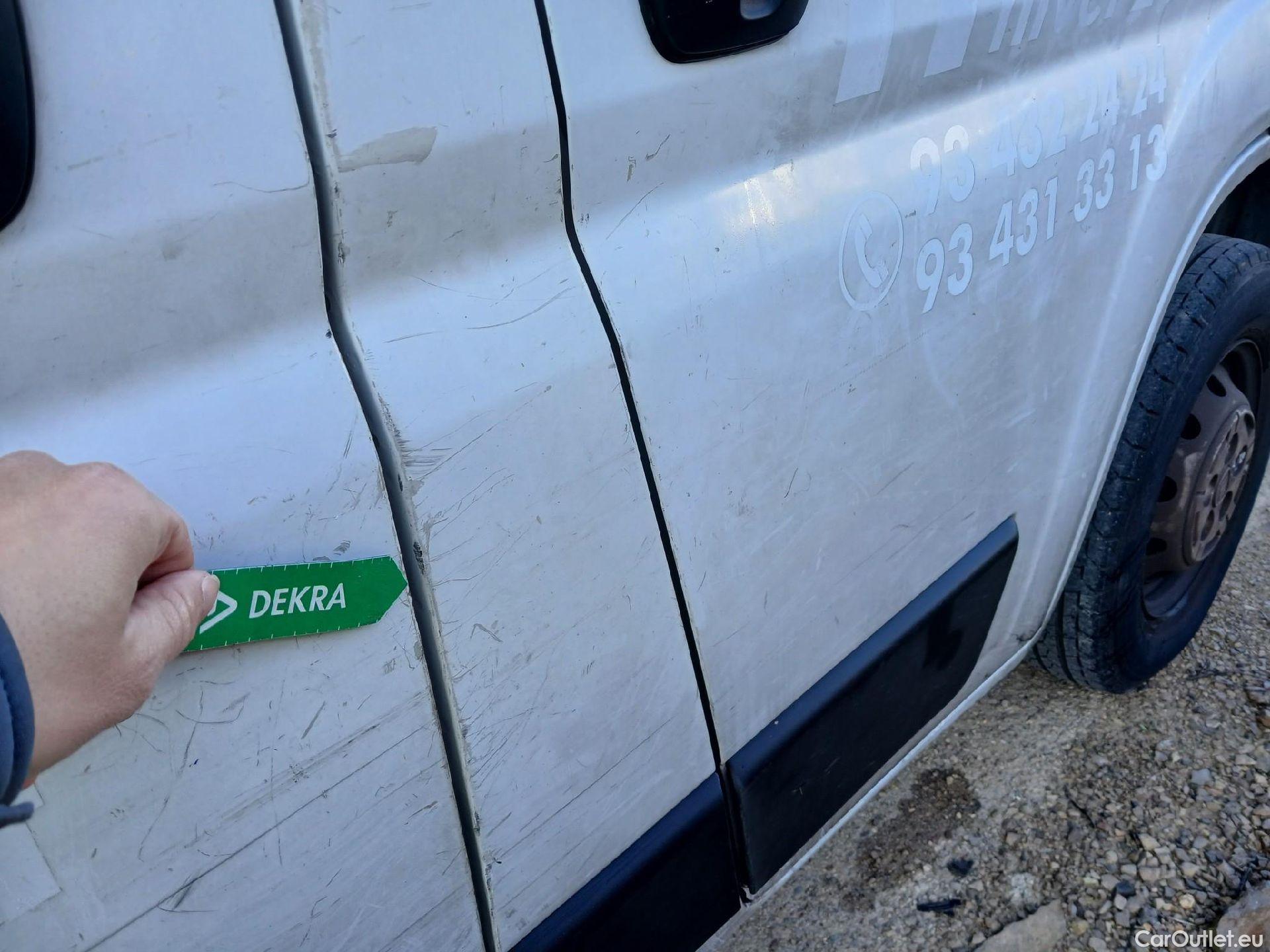  Fiat  Ducato FIAT  / 2014 / 4P / furgón 33 Medio Techo Alto 2.0 Mjet 85kW (115CV #29