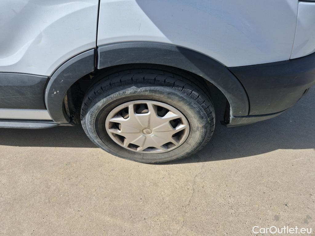  Ford  Transit FORD  / 2013 / 4P / furgón 350 96kW L3H2 Van Trend Delantera #62