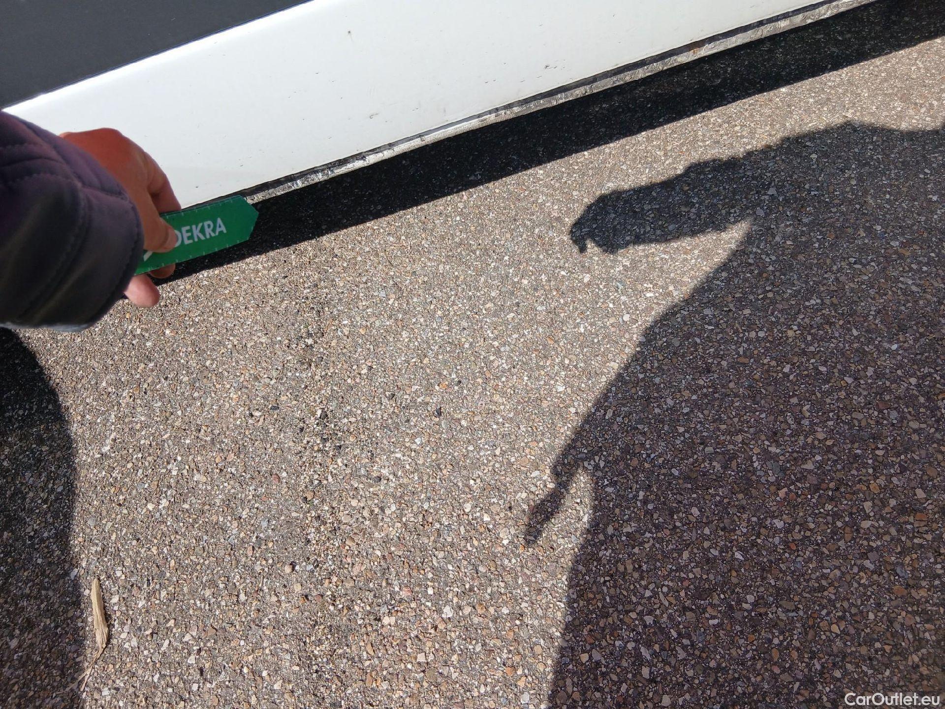  Mercedes  Sprinter MERCEDES-BENZ  / 2018 / 4P / furgón 316 CDI LARGO L 3.5T T.ALTO #32