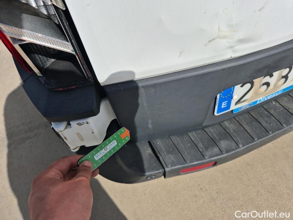  Ford  Transit FORD  / 2013 / 4P / furgón 350 96kW L3H2 Van Trend Delantera #55