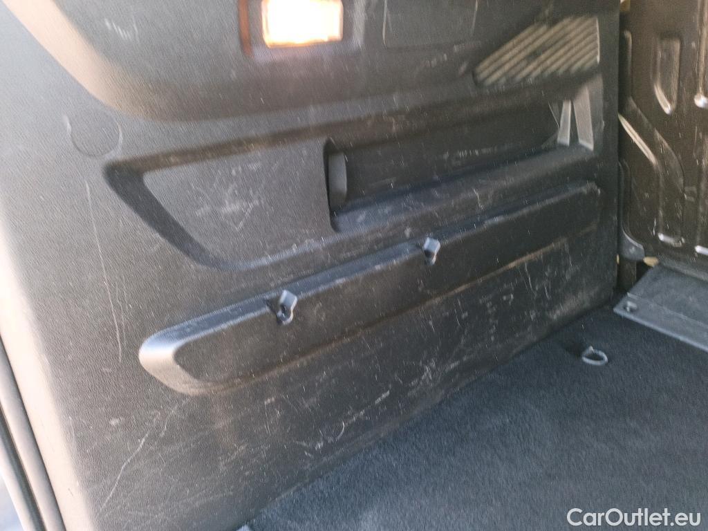  Citroen  Berlingo CITROEN  / 2015 / 4P / combi Talla M BlueHDi 100 S&S LIVE (IND) #40