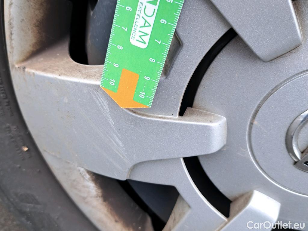  Nissan  NV400 NISSAN  / 2011 / 4P / furgón L3H3 3,5T 2.3dCi 110kW FWD Comfort #40