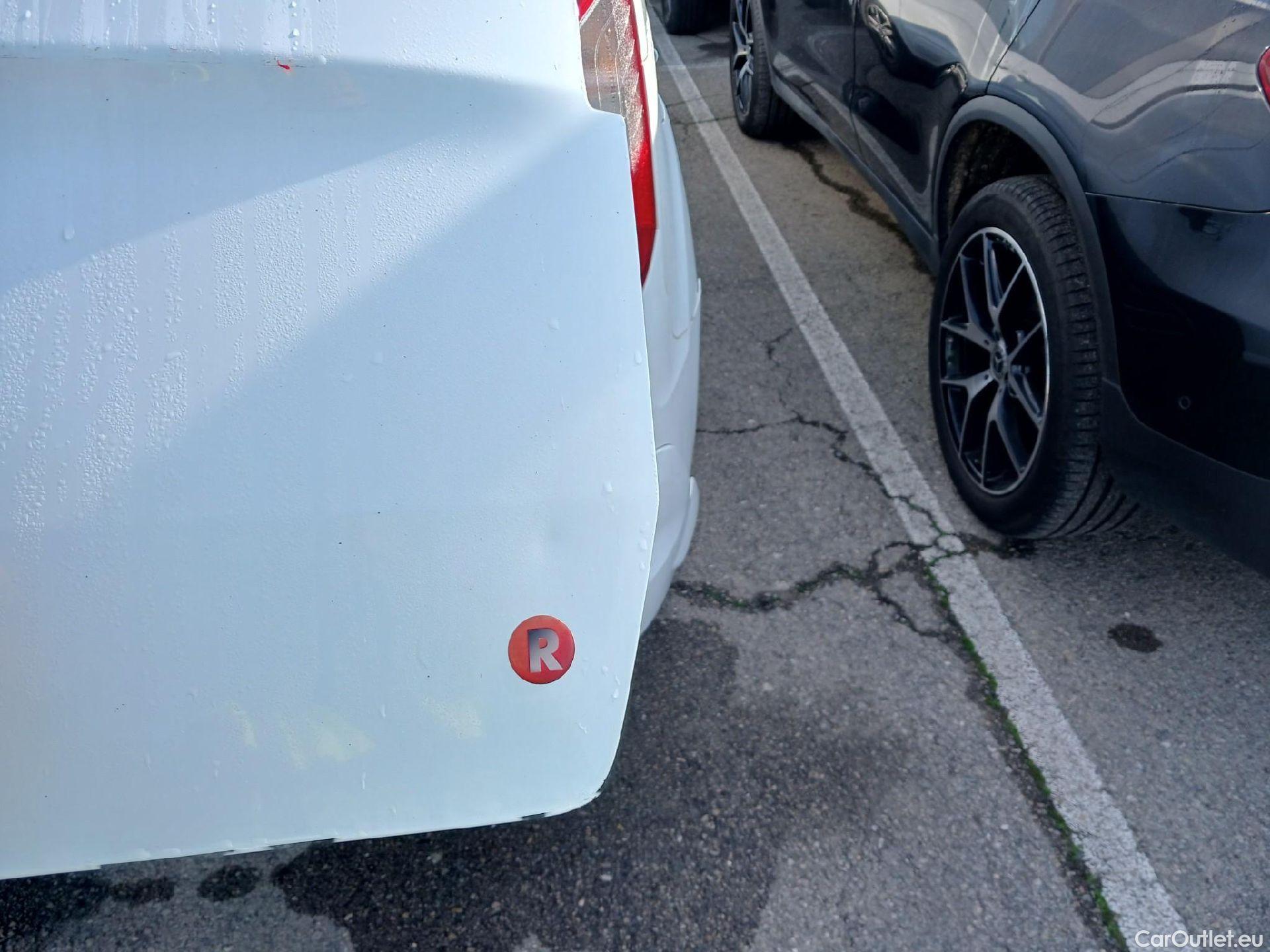  Ford  Grand Tourneo FORD  Connect / 2013 / 5P / monovolumen 1.5 TDCi 88kW (120CV) Titanium #22