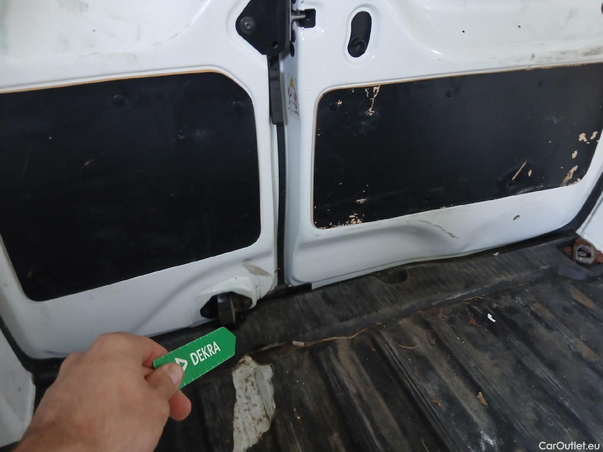  Mercedes  Citan MERCEDES-BENZ  / 2021 / 4P / furgón derivado de turismo 110 CDI 70kW Furgón Base Largo #48