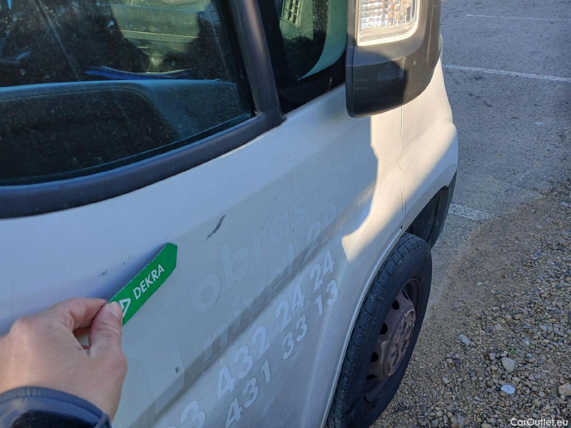  Fiat  Ducato FIAT  / 2014 / 4P / furgón 33 Medio Techo Alto 2.0 Mjet 85kW (115CV #30