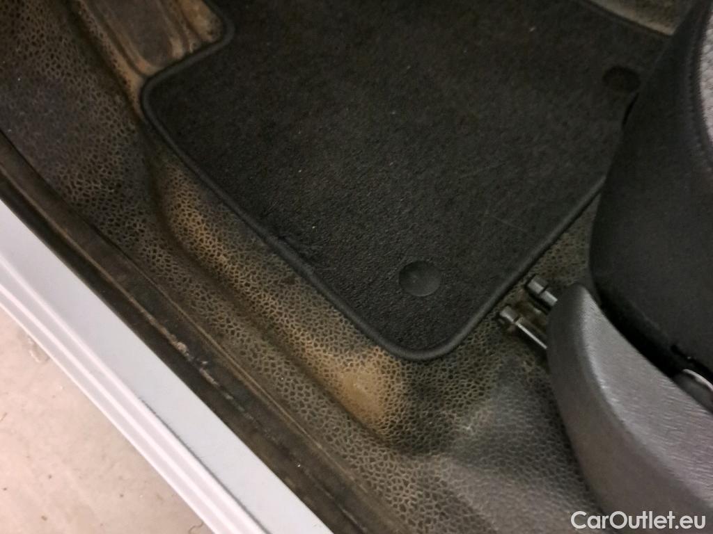  Renault  Kangoo RENAULT  Z.E./2013/4P/furgón derivado de turismo Maxi Z.E. 5 plazas #65