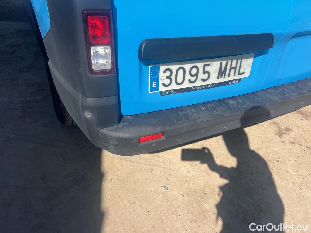  Renault  Trafic RENAULT  / 2021 / 4P / furgón Furgón L2H1 Blue dCi 96 Kw (130 CV) CUA #28