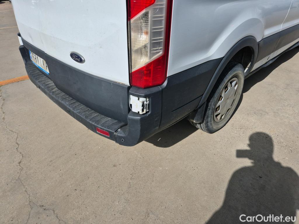  Ford  Transit FORD  / 2013 / 4P / furgón 350 96kW L3H2 Van Trend Delantera #42