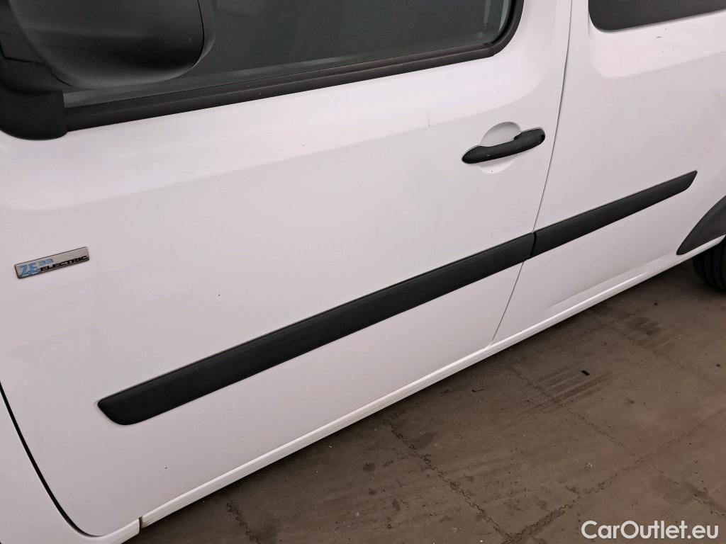  Renault  Kangoo RENAULT  Z.E./2013/4P/furgón derivado de turismo Maxi Z.E. 5 plazas #81