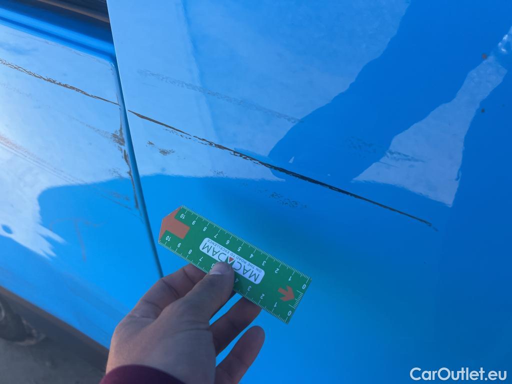  Renault  Trafic RENAULT  / 2021 / 4P / furgón Furgón L2H1 Blue dCi 96 Kw (130 CV) CUA #18