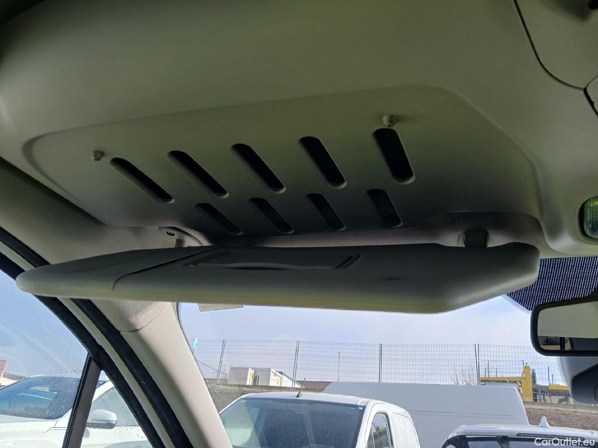  Ford  Grand Tourneo FORD  Connect / 2013 / 5P / monovolumen 1.5 TDCi 88kW (120CV) Titanium #38