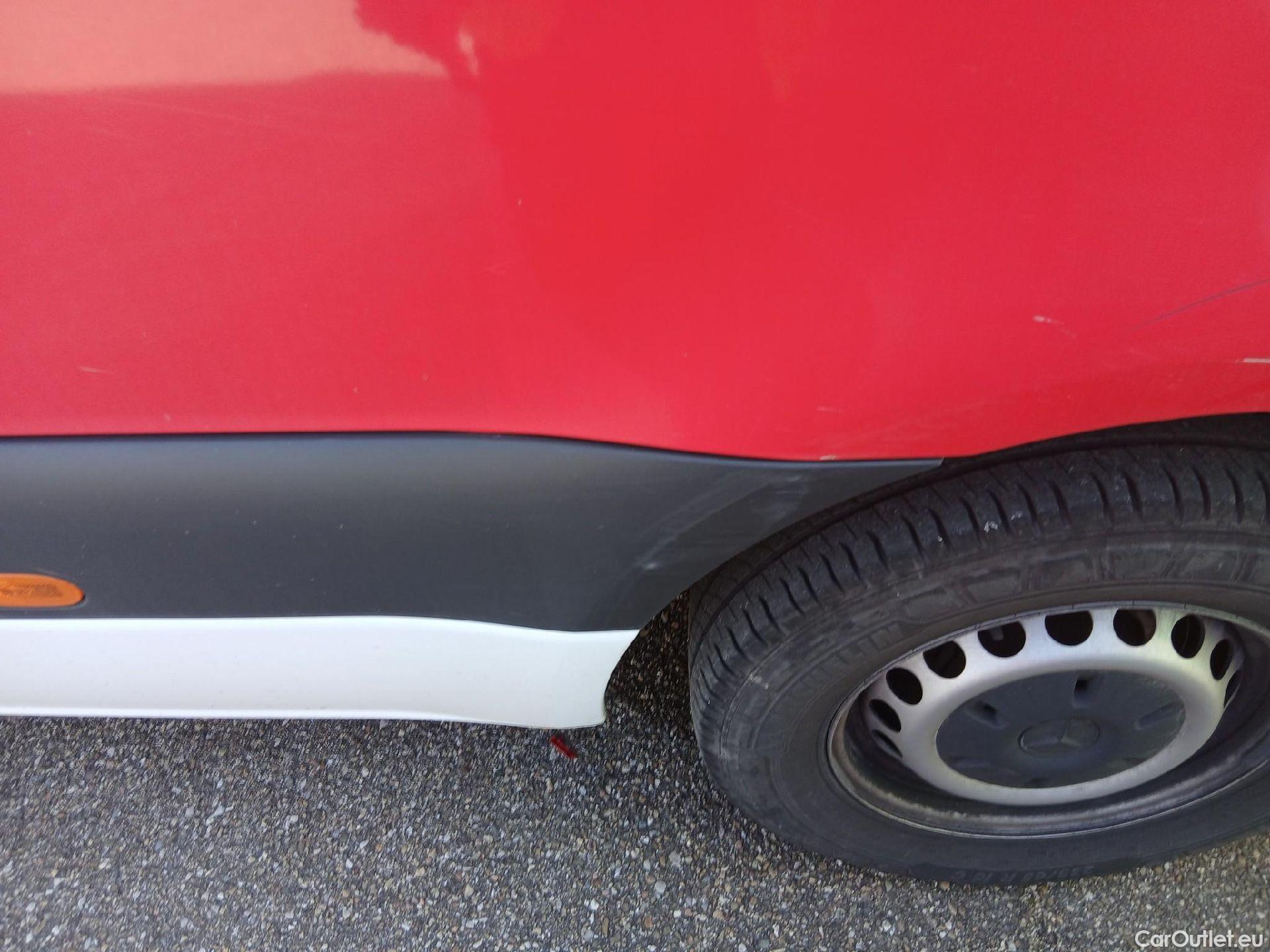  Mercedes  Sprinter MERCEDES-BENZ  / 2018 / 4P / furgón 316 CDI LARGO L 3.5T T.ALTO #16