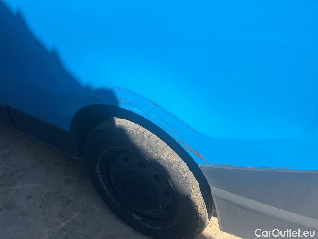  Renault  Trafic RENAULT  / 2021 / 4P / furgón Furgón L2H1 Blue dCi 96 Kw (130 CV) CUA #5