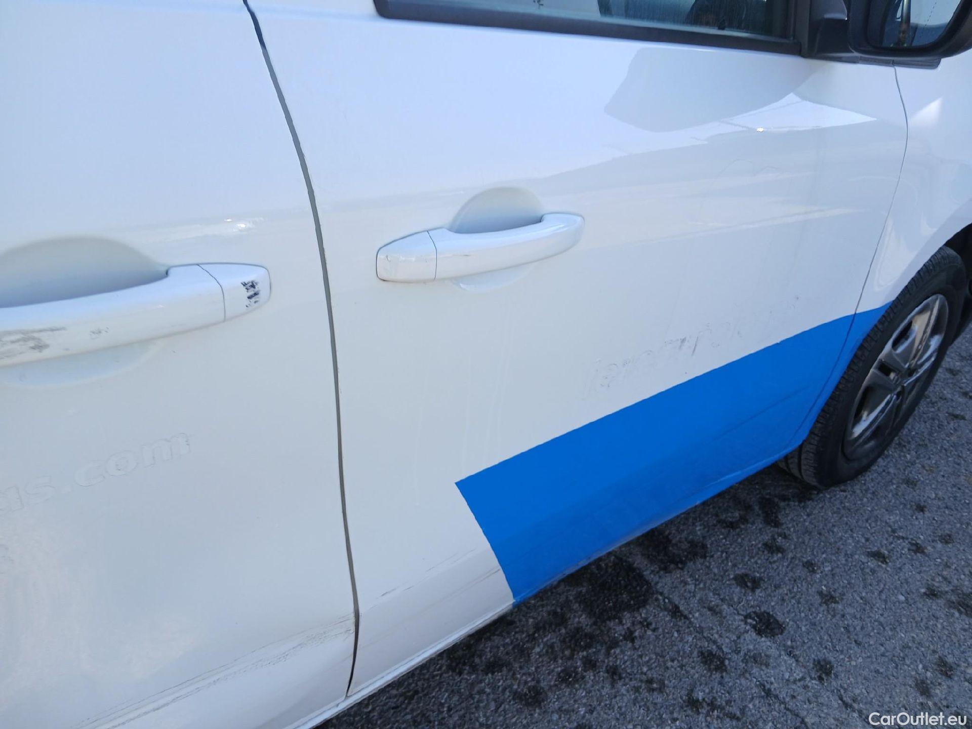  Mercedes  Citan MERCEDES-BENZ  / 2021 / 4P / furgón derivado de turismo 110 CDI 70kW Furgón Base Largo #37