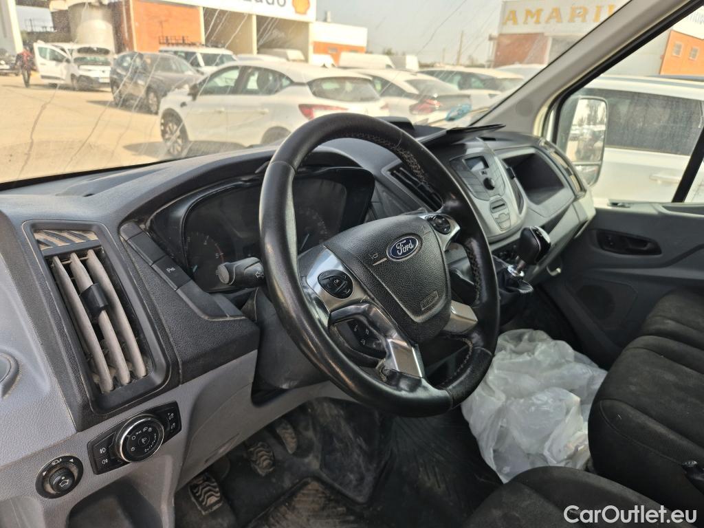  Ford  Transit FORD  / 2013 / 4P / furgón 350 96kW L3H2 Van Trend Delantera #1