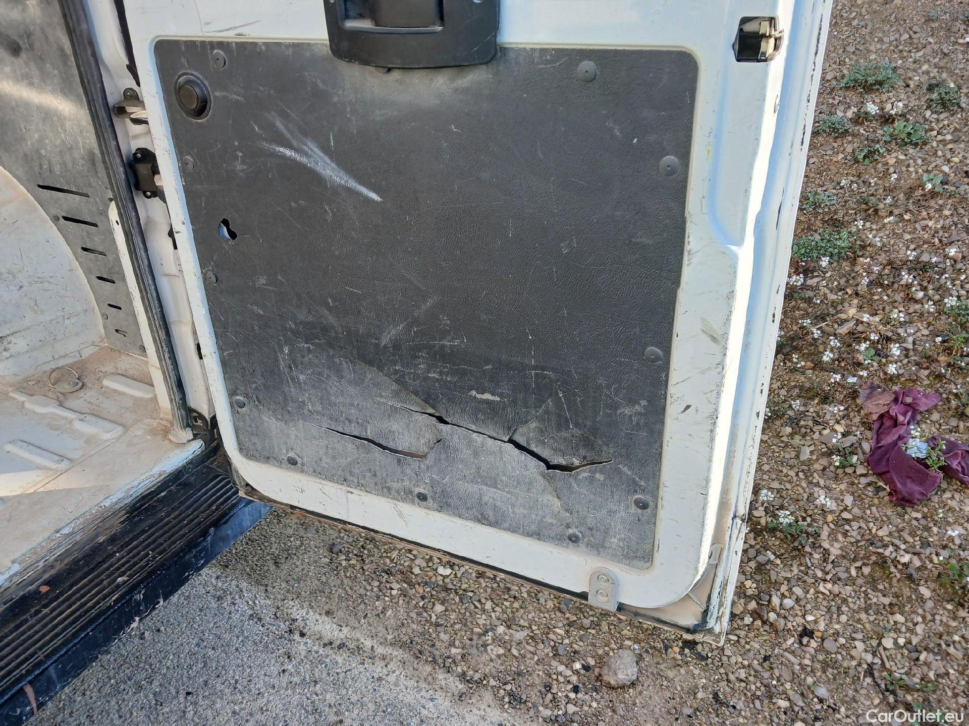  Fiat  Ducato FIAT  / 2014 / 4P / furgón 33 Medio Techo Alto 2.0 Mjet 85kW (115CV #33