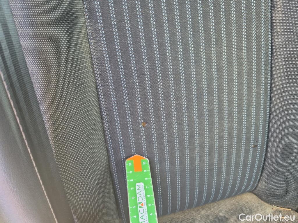  Ford  Transit FORD  / 2013 / 4P / furgón 350 96kW L3H2 Van Trend Delantera #34