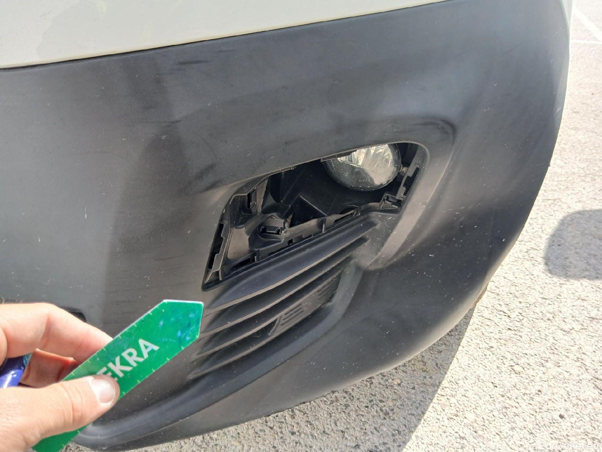  Peugeot  Partner PEUGEOT  / 2018 / 3P / furgón derivado de turismo Pro Standard 600kg BlueHDi 73kW (AC) #14