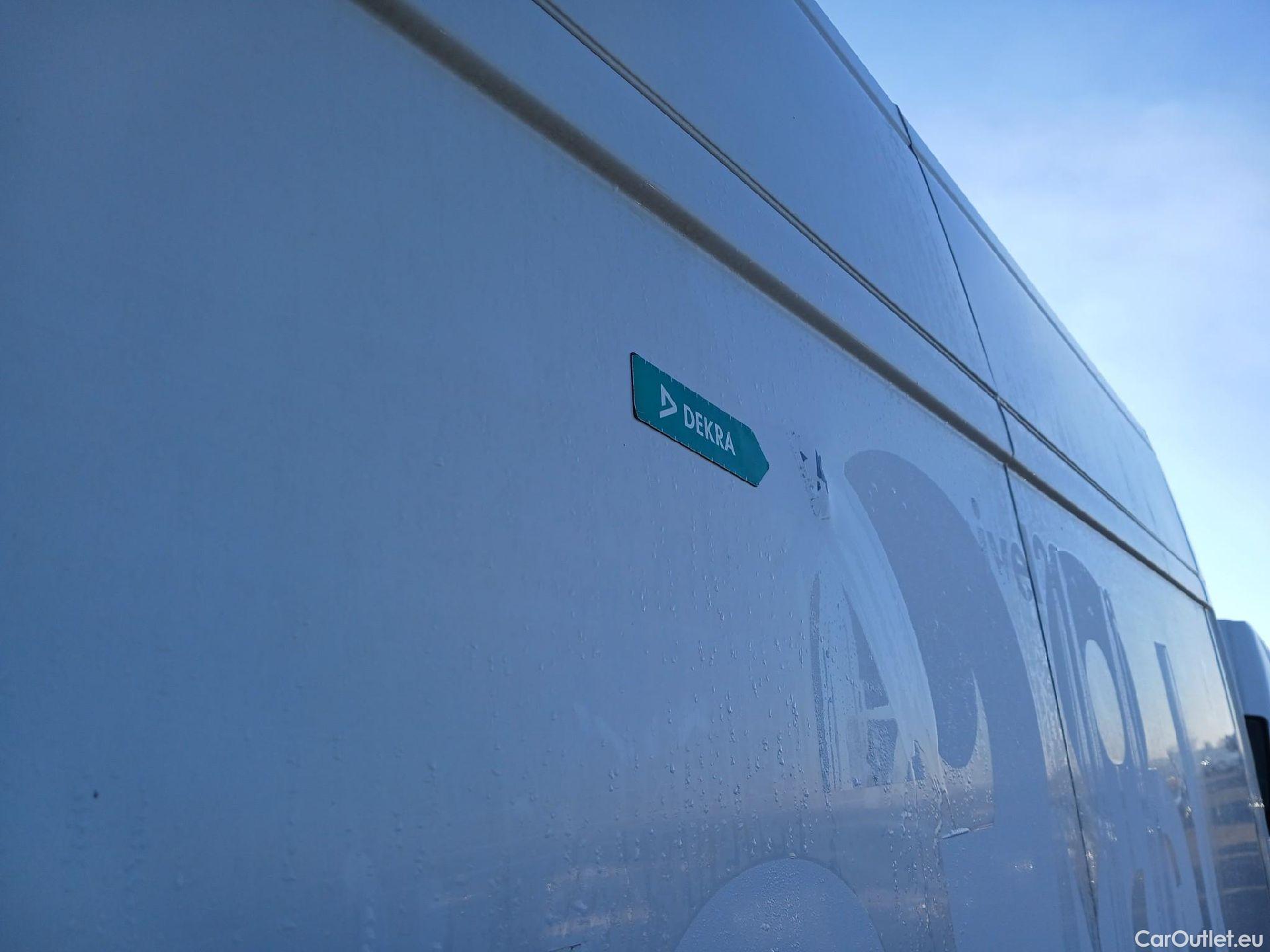  Fiat  Ducato FIAT  / 2014 / 4P / furgón 33 Medio Techo Alto 2.0 Mjet 85kW (115CV #10