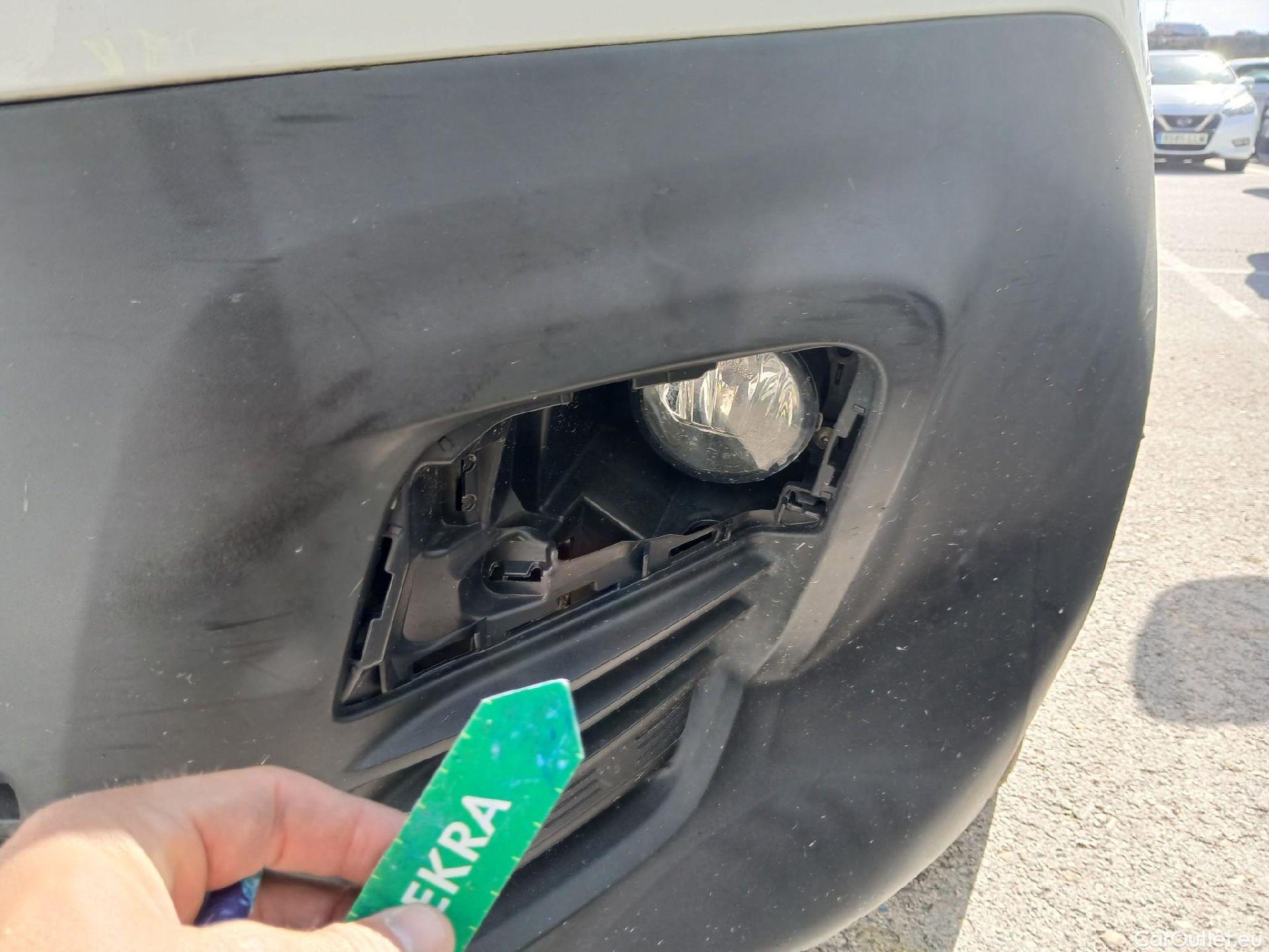  Peugeot  Partner PEUGEOT  / 2018 / 3P / furgón derivado de turismo Pro Standard 600kg BlueHDi 73kW (AC) #16